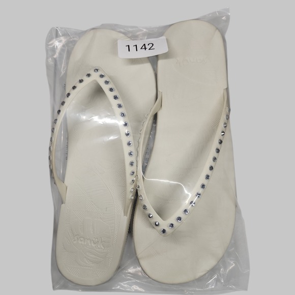 Sanuk NWOT Funshine Gem Crystal Coral Studded Women's Sandals Flip Flop Size 10 - Picture 7 of 7